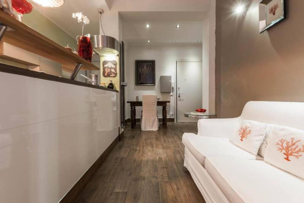 Apartamento Lily'S - Near Harbor And Downtown With Terrace - Italy Flat Vacation Génova Exterior foto
