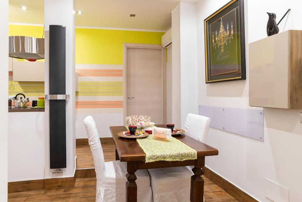 Apartamento Lily'S - Near Harbor And Downtown With Terrace - Italy Flat Vacation Génova Exterior foto
