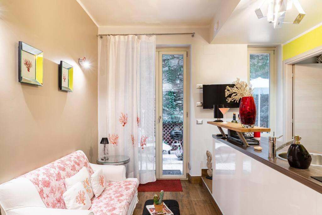Apartamento Lily'S - Near Harbor And Downtown With Terrace - Italy Flat Vacation Génova Exterior foto