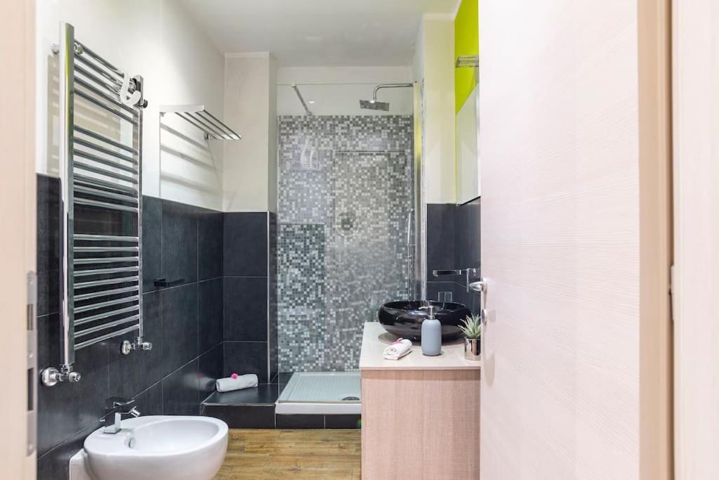 Apartamento Lily'S - Near Harbor And Downtown With Terrace - Italy Flat Vacation Génova Exterior foto