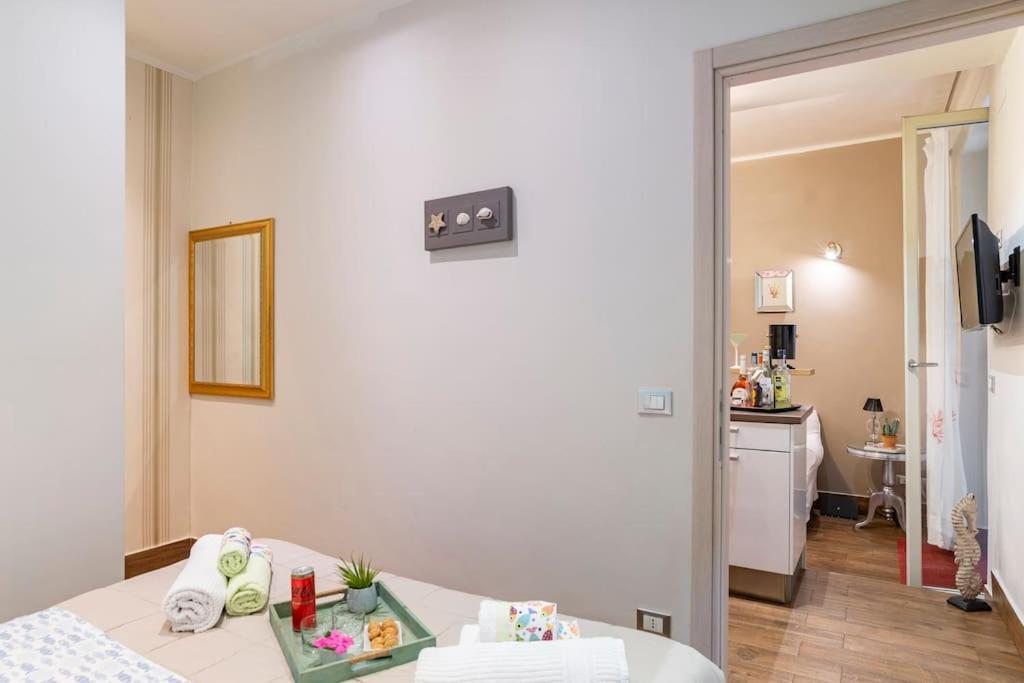Apartamento Lily'S - Near Harbor And Downtown With Terrace - Italy Flat Vacation Génova Exterior foto