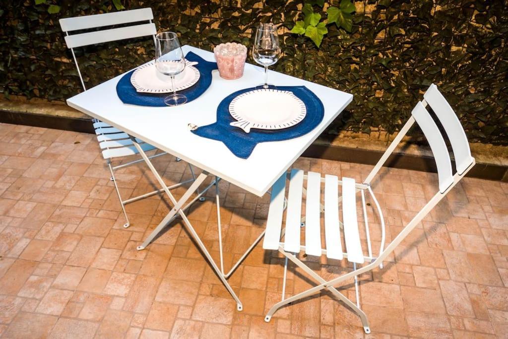Apartamento Lily'S - Near Harbor And Downtown With Terrace - Italy Flat Vacation Génova Exterior foto